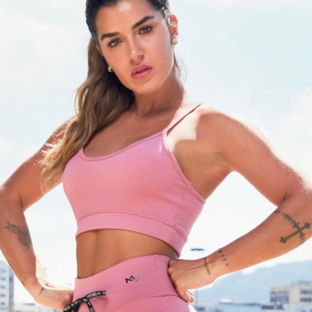 New women’s activewear Top. Without tags